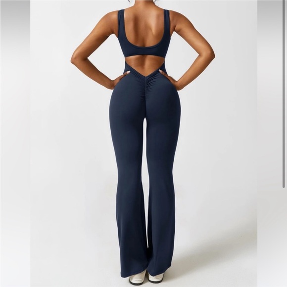 YeoReo Instagram Blogger Fav Navy Flared Size Small - Picture 12 of 12